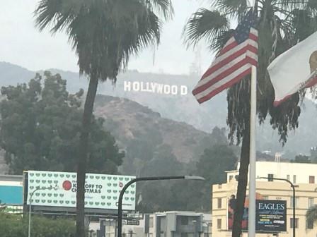 有名なハリウッドサインも見ました