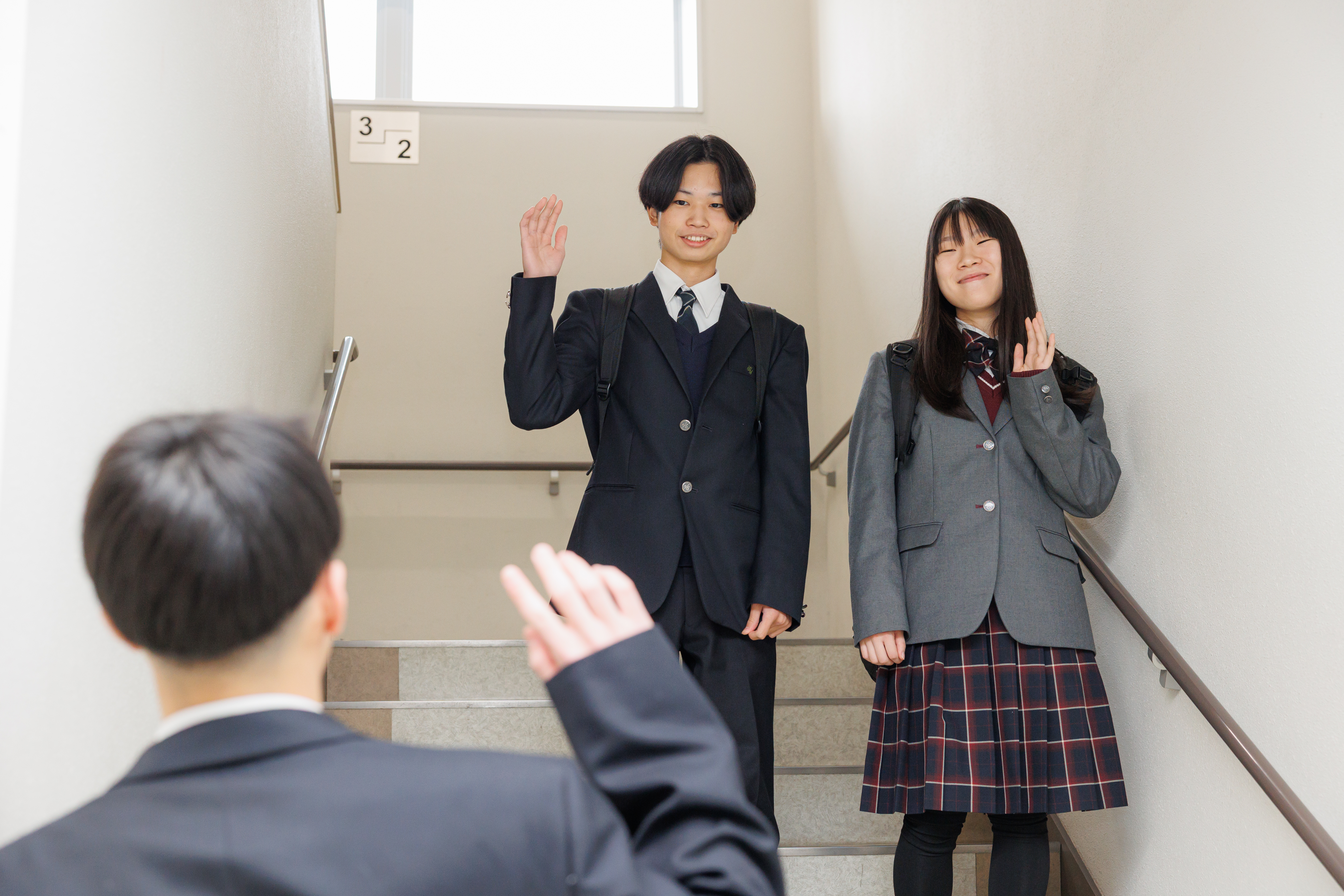 オープンスクールから帰る生徒たち